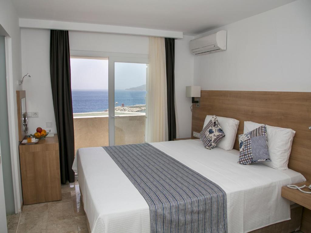 Rhapsody Hotel 카스 외부 사진